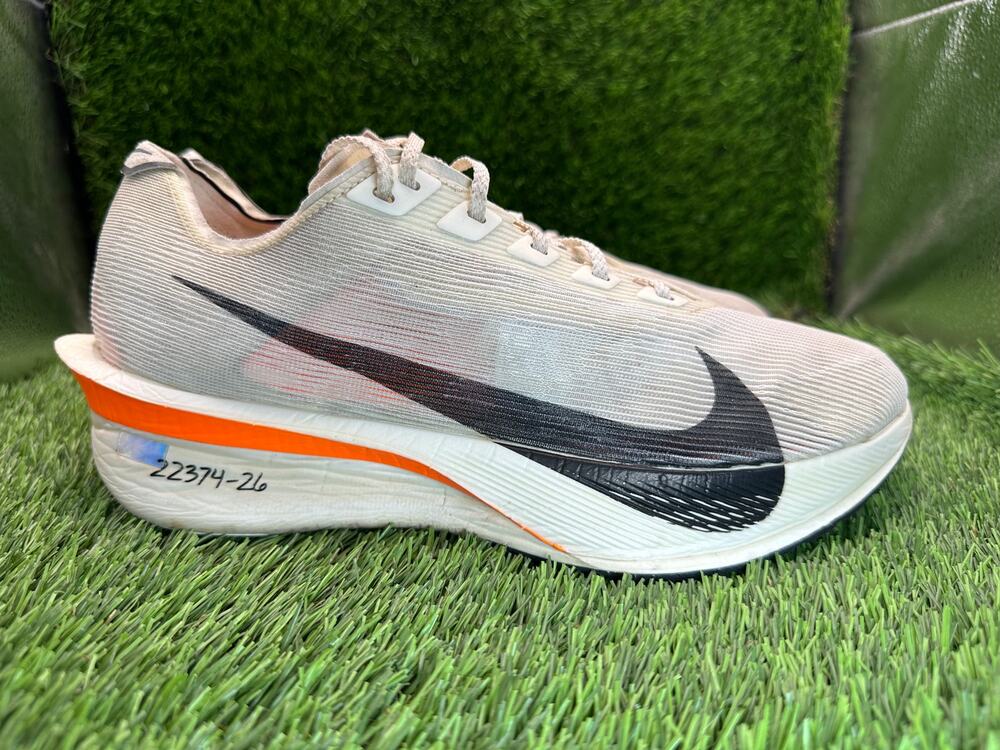 Nike ZoomX VaporFly Next% 4 HF6413-100 Athletic Sneaker Mens 9 Beige Knit Sports